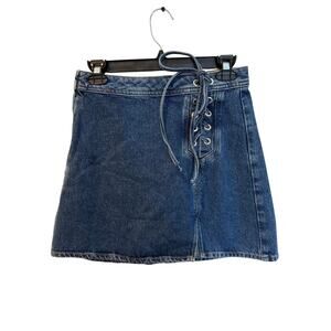 ⭐️ Women’s Divided H&M Denim Mini Skirt Size 4 Festival Y2K Trendy Summer NWT!